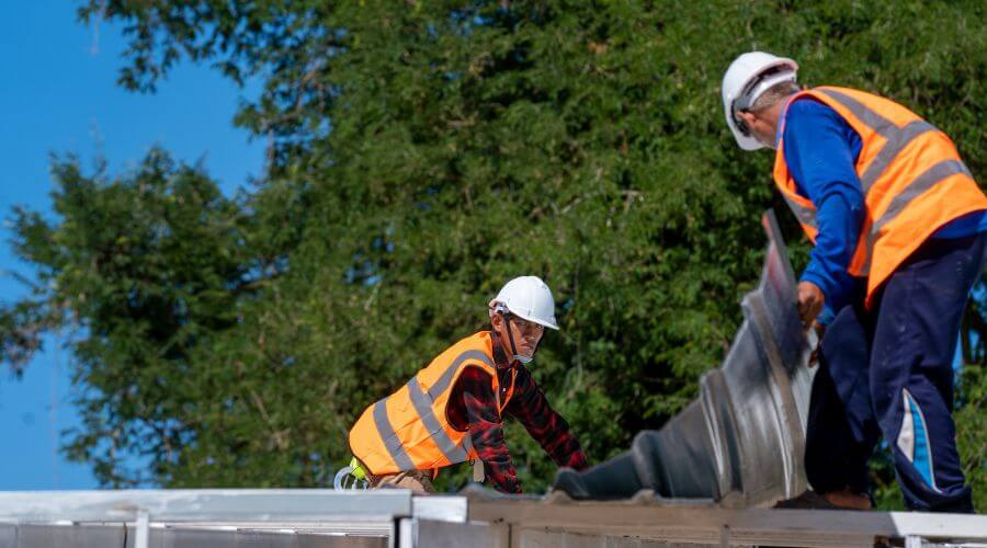 Expert Emergency Roof Repairs services in Cypress, IL